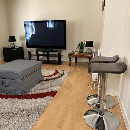 2 Bed City Centre Executive Apartment Aberdeen Exterior photo