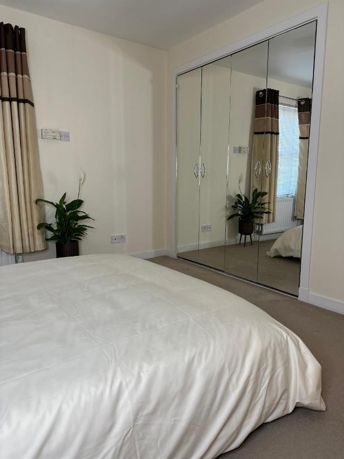 2 Bed City Centre Executive Apartment Aberdeen Exterior photo